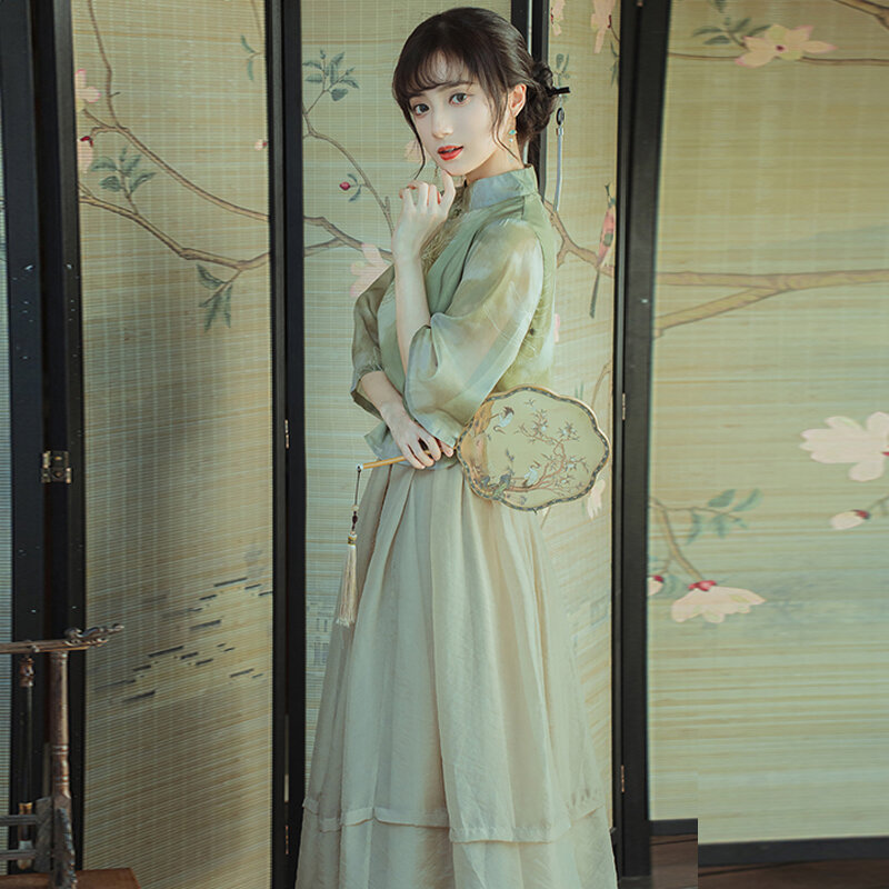 Hanfu ชุดย้อนยุคสองชิ้นใหม่เสื้อผ้าของผู้หญิงจีน