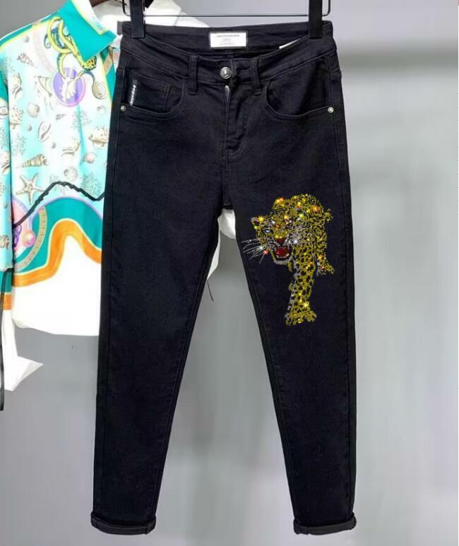 กางเกงยีนส์2024ติดพลอยเทียมสำหรับผู้ชายกางเกงยีนส์สุดหรูกางเกงขายาวดีไซน์เนอร์แบรนด์คลาสสิก