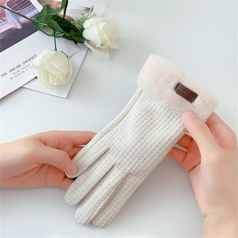 New Plush Winter Women Gloves Full Finger Mittens Fashion Cute Furry Warm Mitts Women Outdoor Sport Female Gloves Touchable 2023