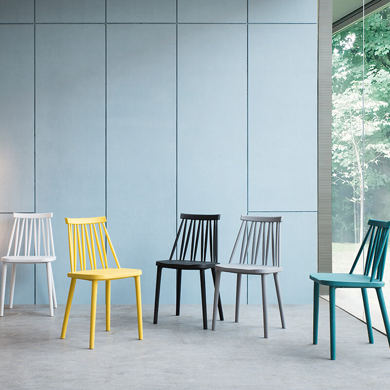 Chaise nordique moderne et minimaliste, tabouret à dossier en plastique, table de loisirs et chaise de salle à manger, chaise de café, thé au lait
