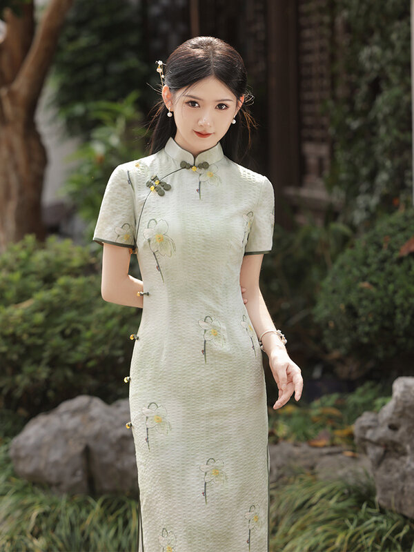 Baru ditingkatkan panjang Cheongsam Qipao Satin mode wanita bunga gaun ramping pesta pernikahan kostum Vintage gaun musim panas
