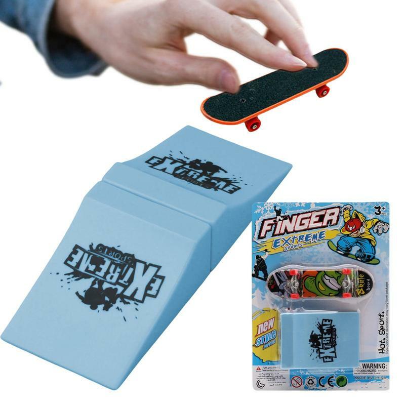 Juego de rampa de monopatín de dedo, Mini Kit de monopatines para dedos, juguetes creativos para dedos que incluyen tablas de dedos y accesorios, juguetes para niños