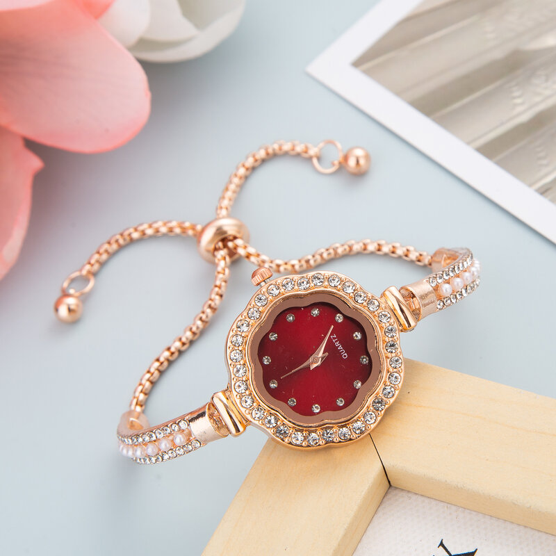 2023นาฬิกาสร้อยข้อมือลายดอกไม้น่ารักสำหรับผู้หญิงนาฬิกาข้อมือควอตซ์ Jam Tangan Kristal เพชรแฟชั่นสำหรับผู้หญิงจัดส่งฟรี