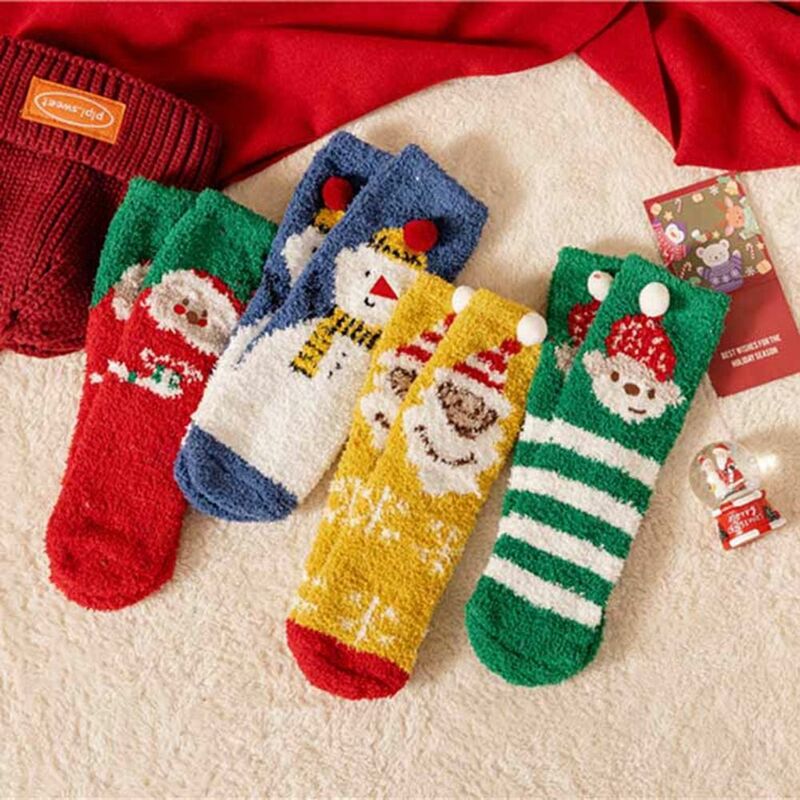 Chaussettes de sol de dessin animé Elk pour femmes, bonhomme de neige, rouge, vert, velours, tube moyen, bonneterie, sites de Noël, hiver
