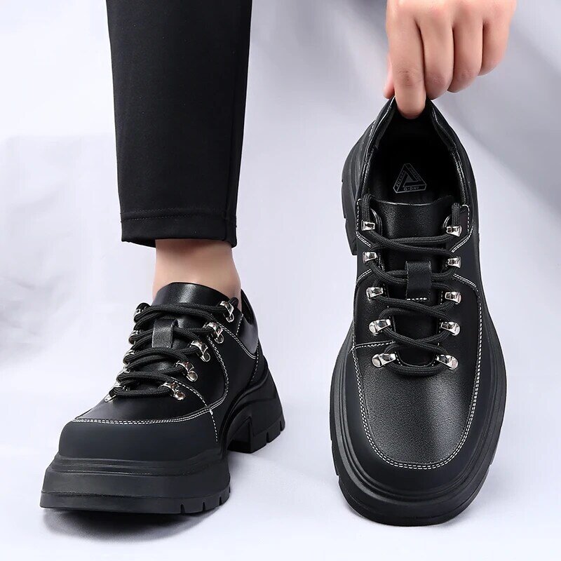 Zapatos de aumento de altura de cuero para Hombre, calzado informal de negocios con cordones, Strret estilo británico, color negro, Primavera, novedad