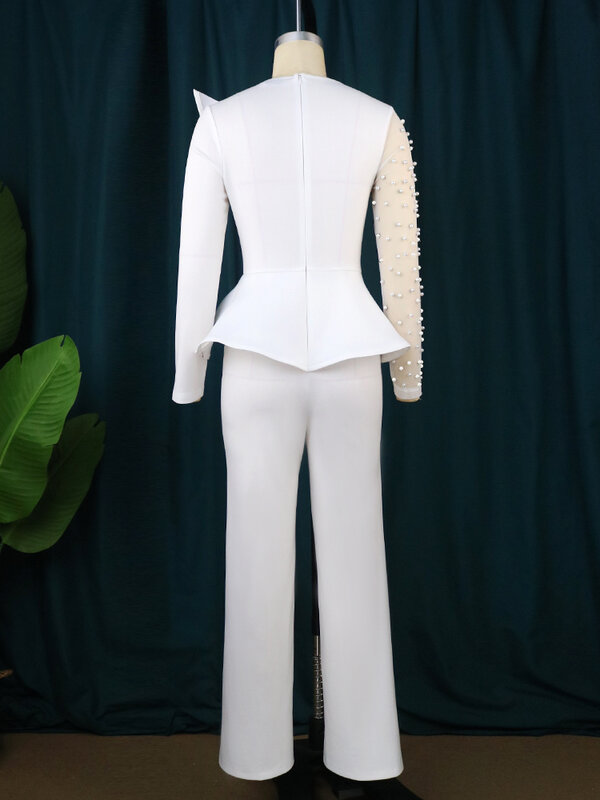 จั๊มสูทแขนยาวประดับลูกปัดสีขาวชุดหนึ่งชิ้นกางเกงขาม้าทรงเอ็มไพร์สำหรับสุภาพสตรีออกงานค็อกเทลตอนเย็น