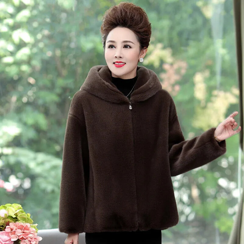 Jesienno-zimowa nowa płaszcz ze sztucznego futra kobieca aksamitna moda z kapturem płaszcze z norek kurtka podszyta bawełną luźna imitacja futro odzież wierzchnia