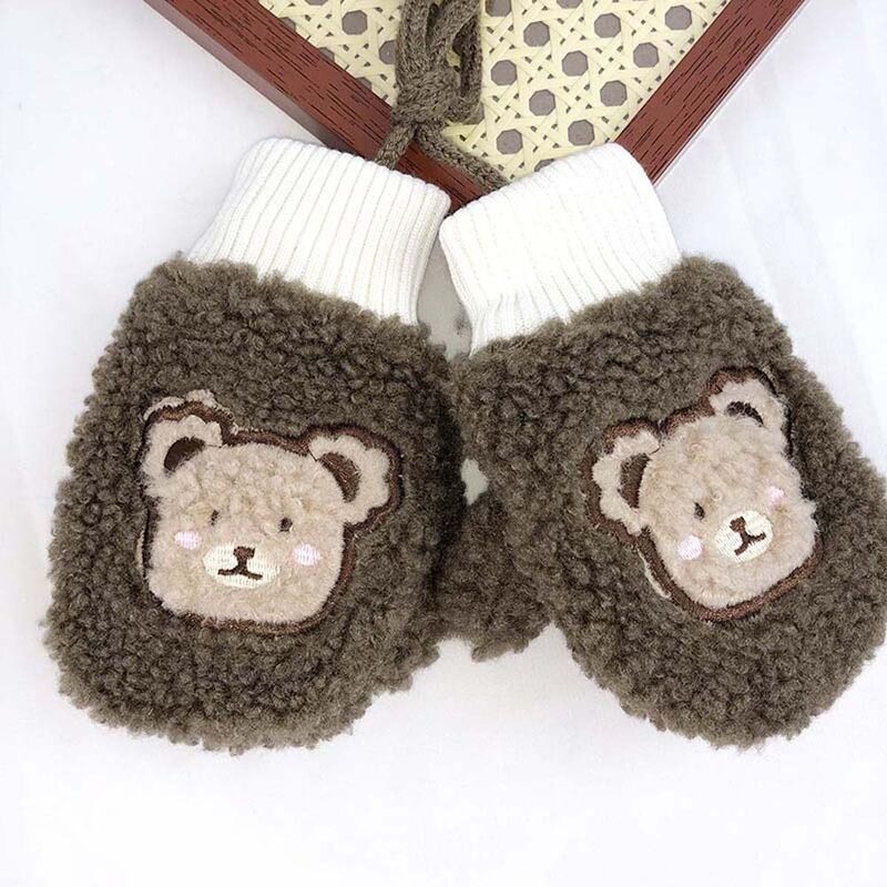 Уличные плотные теплые ветрозащитные плюшевые детские перчатки с медведем Детские перчатки подвесные шейные перчатки варежки с закрытыми пальцами