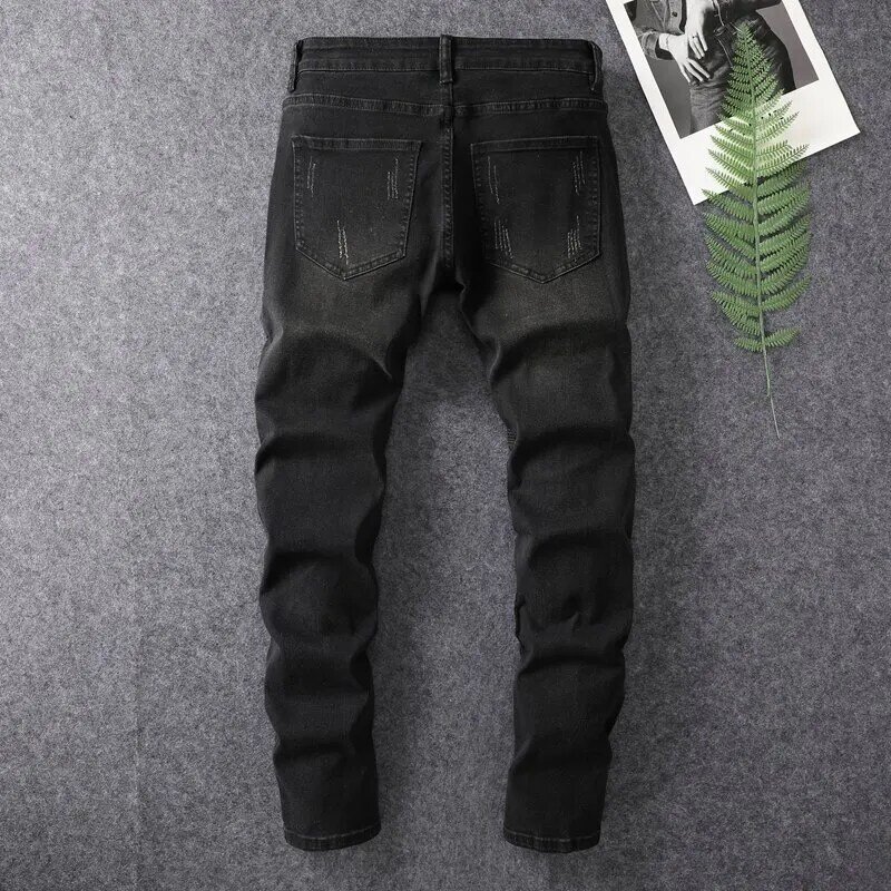 Jeans slim fit afligido masculino, calça longa slim fit, jeans casual lavado de rua, tendência da moda motocicleta, 2024