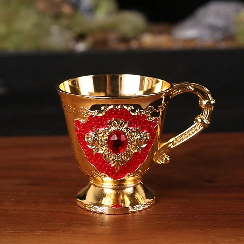 Mini Wine Cup Aluminum Alloy Fake Antique Retro Carved Chalice Gold European Style Home Bar Vintage Decor Creative Gift