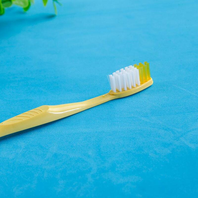 Einweg zahnbürste mit Zahnpasta-Kit Hotel zahnbürsten anzug 10-100 stücke Reise tragbare Zahn reinigungs bürste Mundpflege produkt
