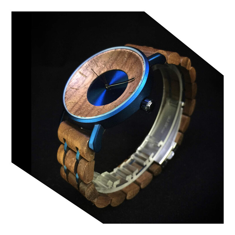 Relojes de madera para hombres, relojes de cuarzo analógicos hechos a mano, reloj de pulsera Natural ligero