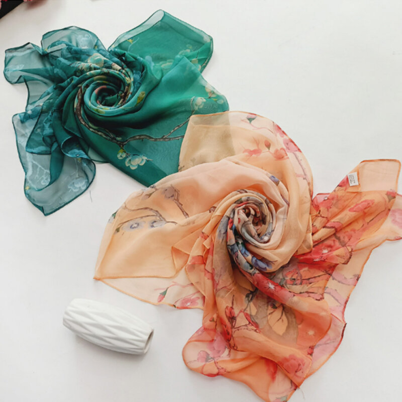 Bufanda con estampado Floral para mujer, chales de seda de lujo para la playa, Hijab largo con protección solar, moda de verano, novedad de 2022