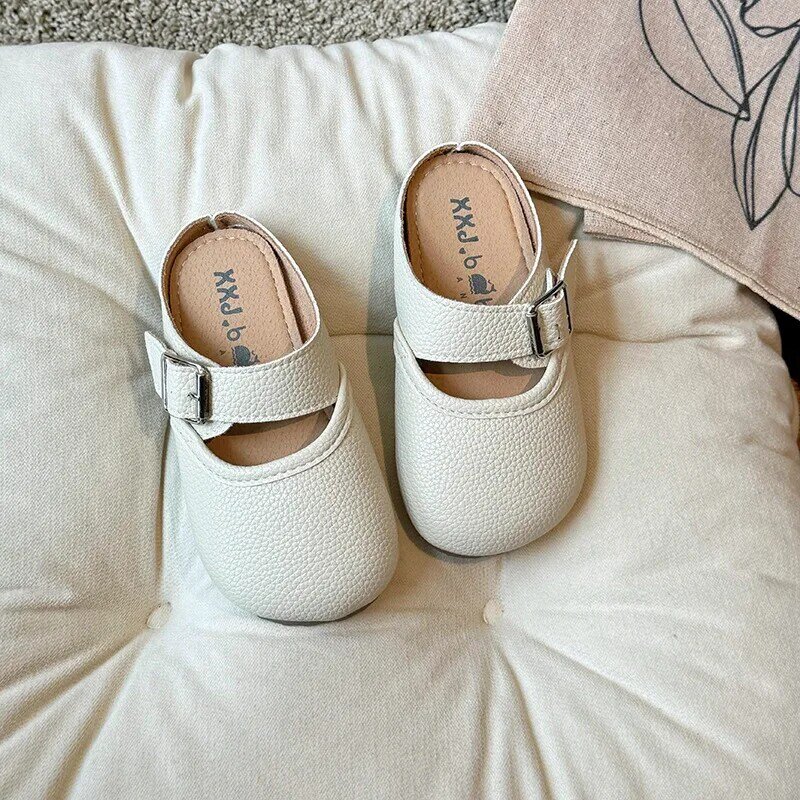 2024 estate nuovi bambini mezze pantofole per ragazze fashom confortevole suola morbida stile coreano Casual scarpe in pelle morbida principessa