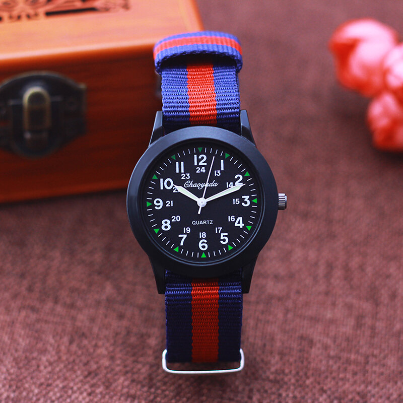 แฟชั่นผู้หญิงผ้าใบสีสายรัดข้อมือนาฬิกาเด็ก24ชั่วโมงนาฬิกาควอตซ์ Luminous Pointer นักเรียนเย็นนาฬิกากันน้ำ