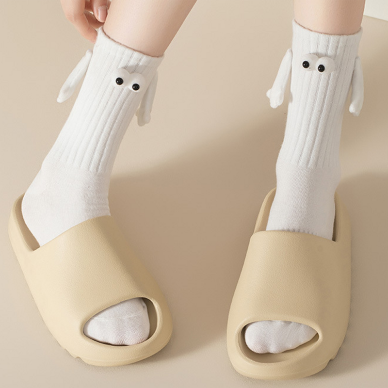 Chaussettes magnétiques à la main pour couple, tube moyen, chaussettes mignonnes avec yeux, beurre 3D, drôles