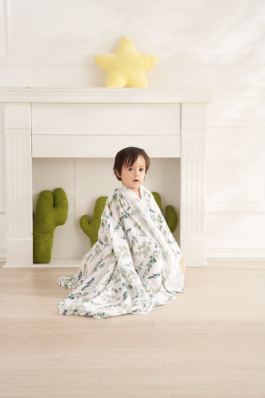 Elinfant-Manta de muselina de algodón de bambú de 4 capas, manta envolvente con estampado digital de 120x110cm, Toalla de baño para recién nacido, manta receptora