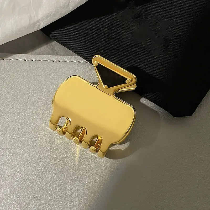 New Gold Inverted Triangle Small Grab High Quality Light Luxury Shark Clip Women's Hair Clip Horsetail Clip Hair Accessorie