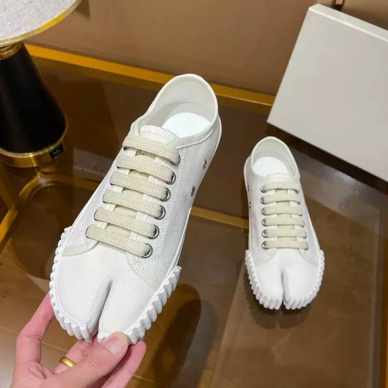 Płócienne buty z rozciętym noskiem nowy na co dzień, modny sznurowane kopyto z rozciętym buty z palcami 2024 modne klasyczne płócienne podkowy płaskie buty