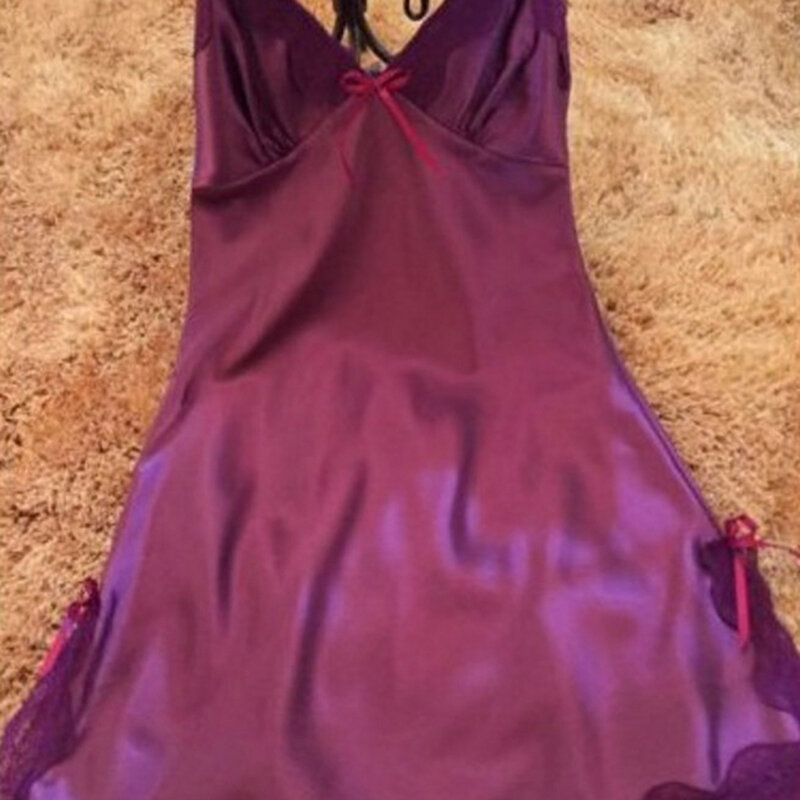 Sexy Sleepwear Woman Deep-V Night Dress Women Sleeping Plus Size Nightgown Lace Nightie Lingerie Sleeveless