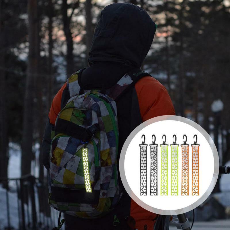 Pingente de mochila de segurança reflexiva Vestuário Keychain, leve, portátil, ferramenta ao ar livre para correr