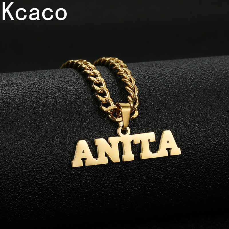 Kcaco-男性と女性のためのカスタマイズ可能な名前のネックレス,ペンダント,パーソナライズされた,キューバチェーン,ステンレス鋼,ネームプレート,ゴールド,5mm