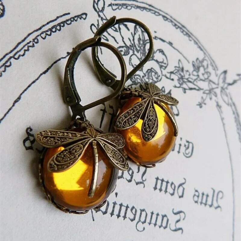 Vintage Bronze Libelle Ohrringe Mode Gold Farbe Metall Schnitz muster eingelegt Mondstein Tropfen Ohrringe für Frauen Schmuck