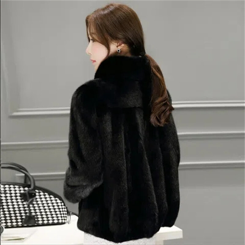 Mantel bulu imitasi kelas tinggi jaket wanita 2023 mantel bulu Mink imitasi beludru gaya pendek musim gugur musim dingin mantel putih