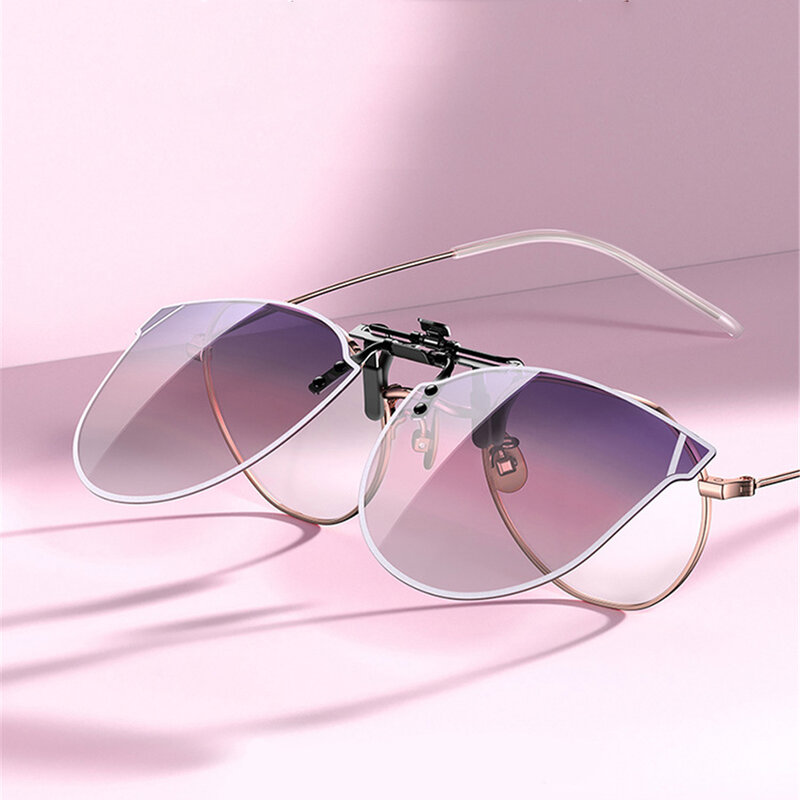 VIVIBEE Gradienten Women'sCat Auge Flip Up Clip Auf Sonnenbrille Frauen Fahren Polarisierte Übergroßen Sonnenbrille Lila Brillen