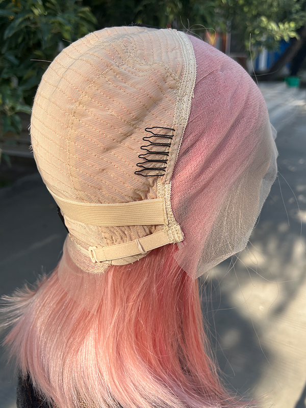 ピンクの短い人間の髪の毛のかつら,ブラジルのレミーの髪13x4,透明なレースのフロント,事前に摘み取られた接着剤なし,ピンク