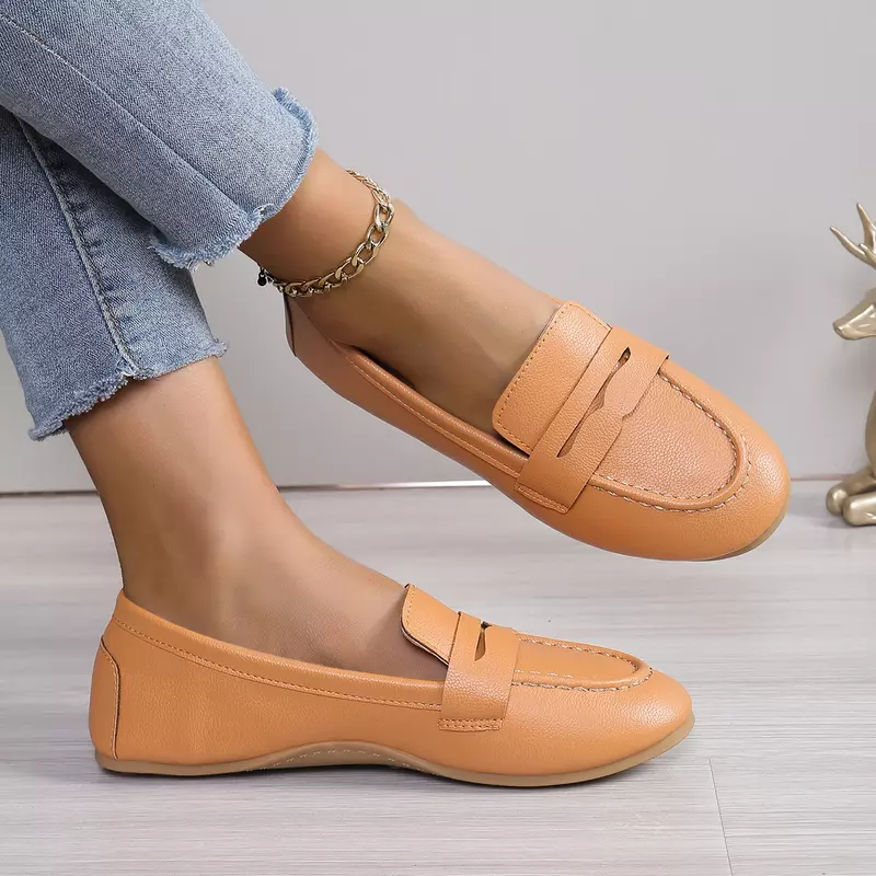 Sepatu wanita musim panas flat wanita Fashion bersirkulasi berjalan desainer sepatu kasual mewah wanita kulit sol lembut sepatu berkendara