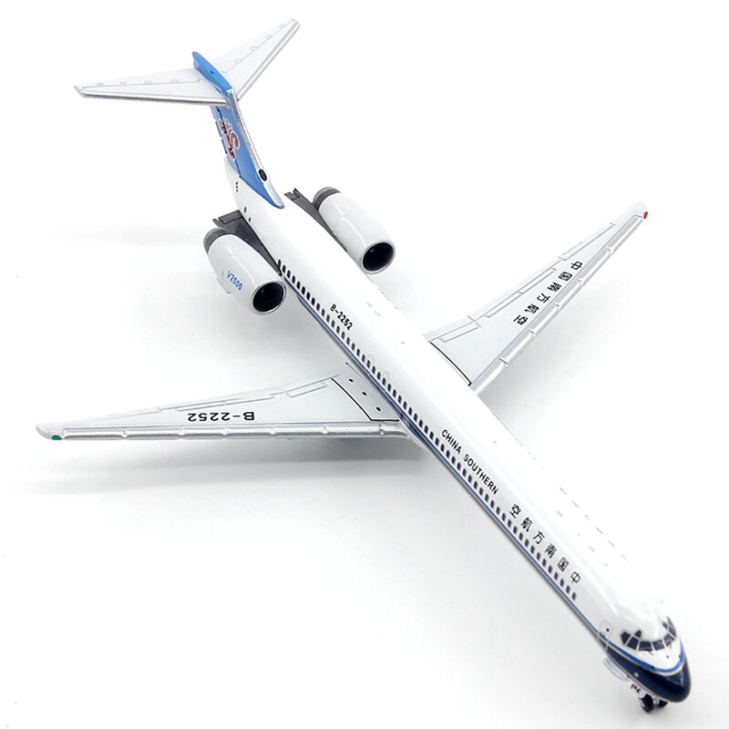 Jetthut-طراز خطوط طيران جنوب الصين ، نموذج دييكاست ، مكجلاس ، من السبائك الجاهزة ، 1: airplane ، هدية لعبة