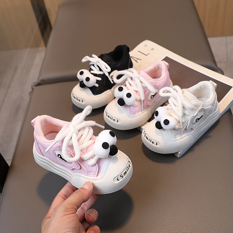 Sepatu kets anak bayi laki-laki perempuan klasik, sepatu Sneakers tenis kasual cantik kartun 2024
