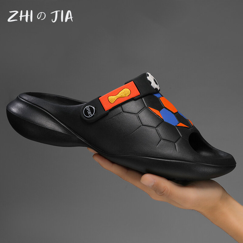 2024 Football Slippers Fashion Slippers Outdoor Sports Sandals Outdoor Driving Footwear Water beach Sandals Large Men's Shoes