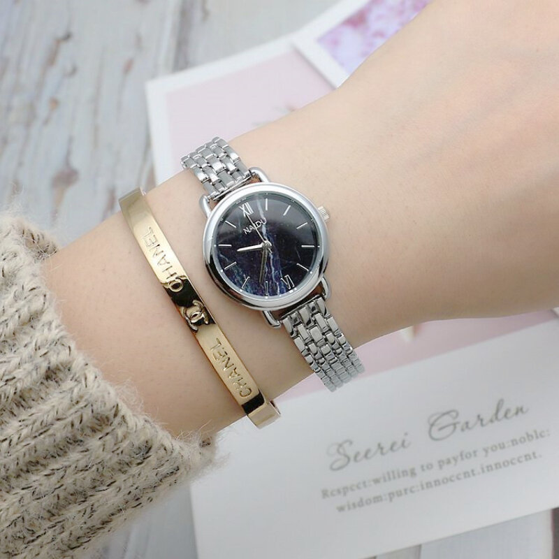 Relojes coreanos para mujer con cinta fina Joker, reloj pequeño de diamantes de imitación frescos para mujer, reloj de moda para novia de oro rosa