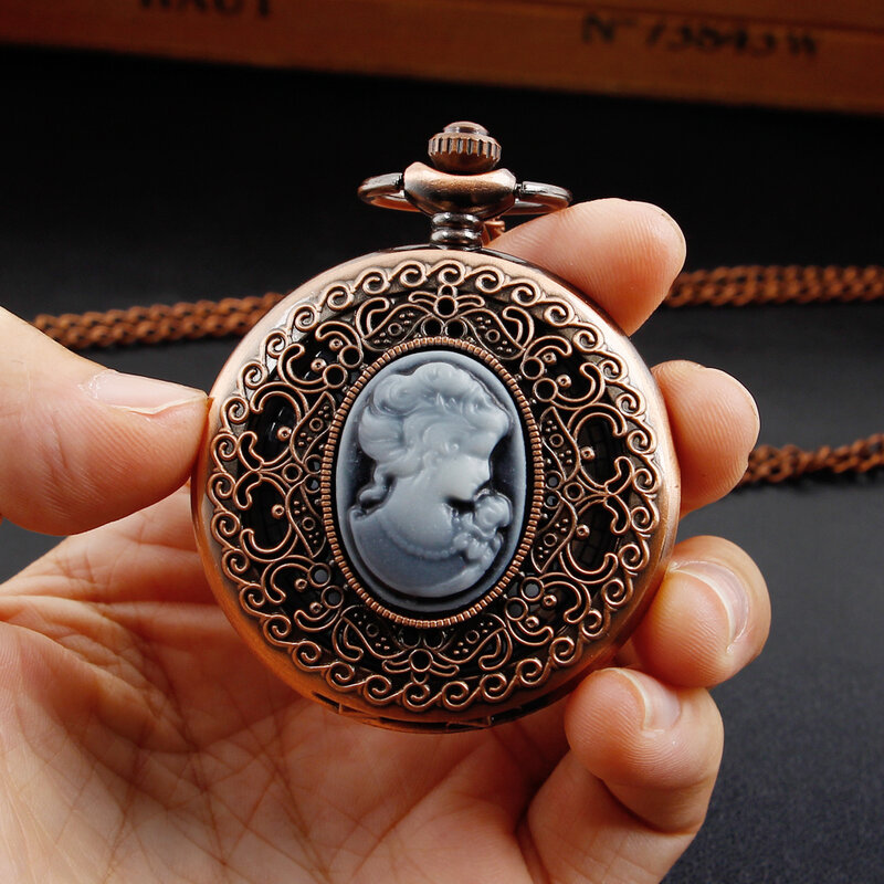 Antique Retro Quartz Necklace Pocket Watch For Women Popular Exquisite Gift With Chain