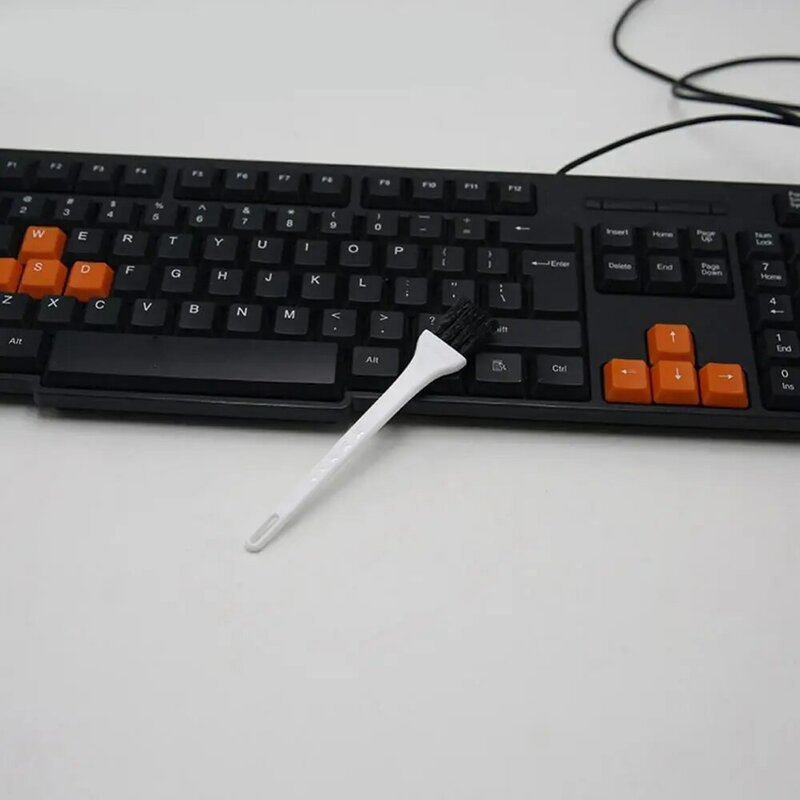 Портативная щетка для удаления пыли с клавиатуры ноутбука