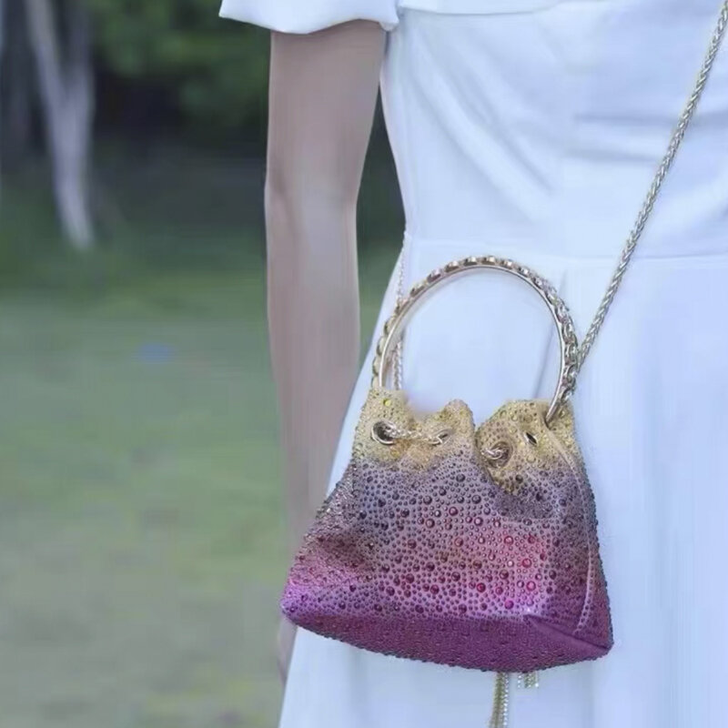 Мини-сумка женская, из искусственной кожи, 2023, с ручками, с кисточками, инкрустированная имитацией бриллиантов