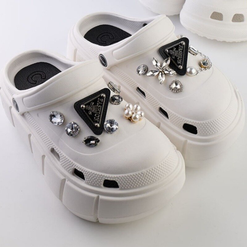 Croc Shoe Charms Triangle Brand Rhinestone Detachable Pearl Chain Sandals Slipper Acessories Personalized Decoration Party Gifts