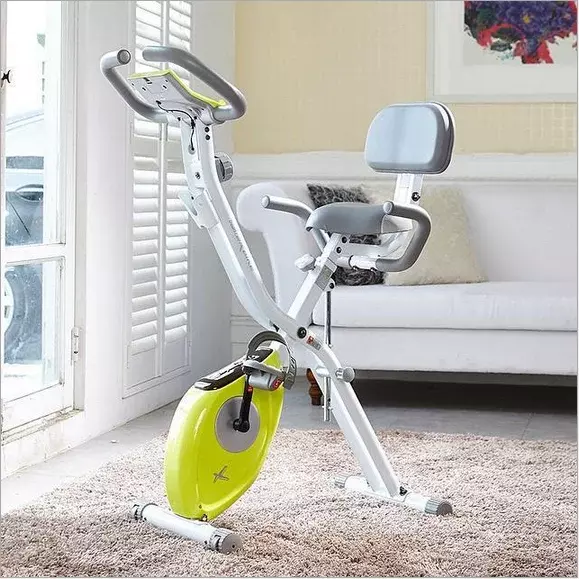 Vélo d'exercice vertical magnétique pliable avec impulsion réglable, vélo à siège recommandé pour une utilisation en intérieur, gain de place