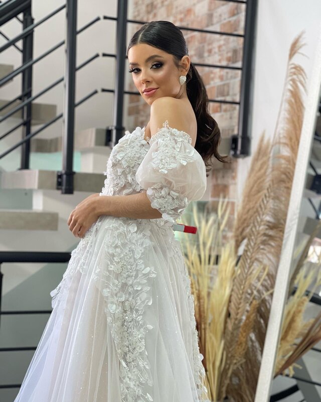 2023 Plus Size Country Ivory Lace Floral Wedding Dress A-line Short Sleeves Bridal Gowns Dresses vestido de novia ZJ037