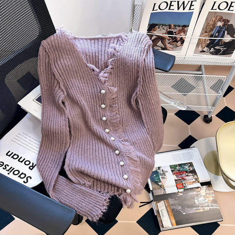 2023 lila V-Ausschnitt Pullover für Frauen im Herbst und Winter Slim Fit, einzigartige Strickjacke für den frühen Frühling