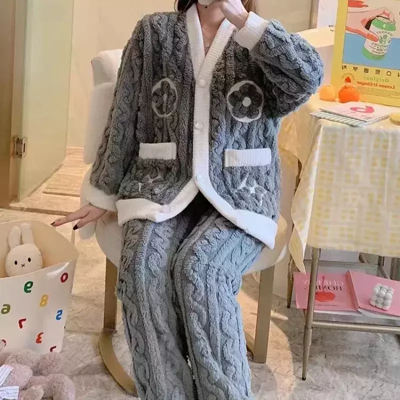 Pijama de manga larga y suave para mujer, conjunto de cárdigan Coral con cuello en V, ropa cálida de lana informal para el hogar, moda de invierno