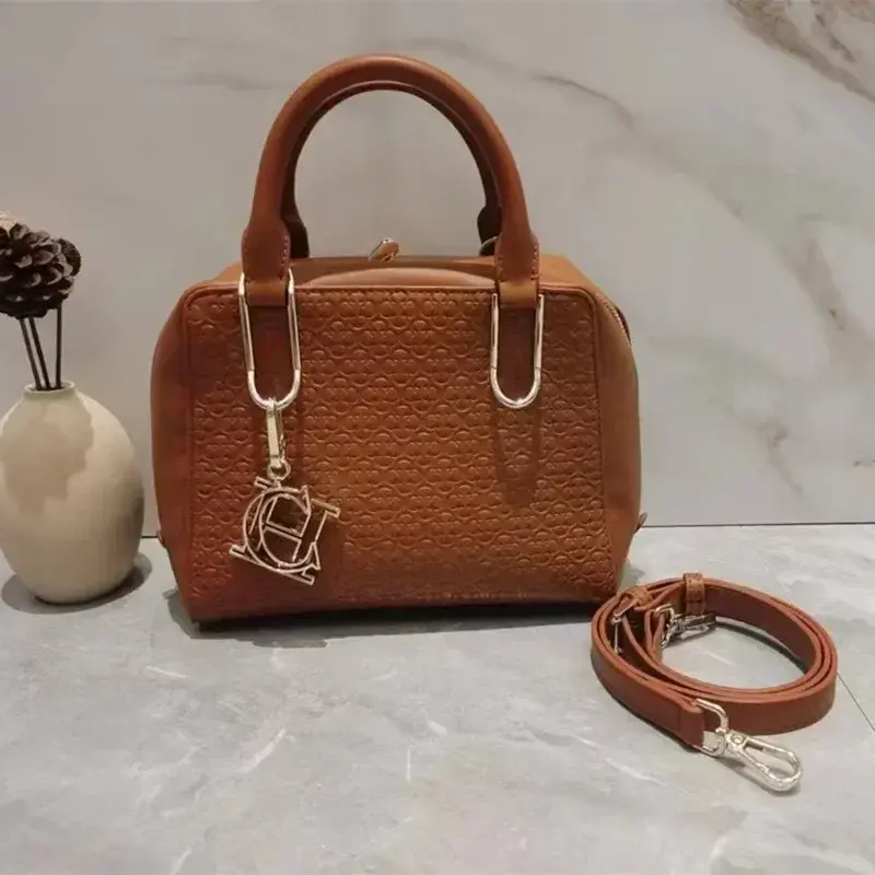 Marchio di lusso in vera pelle CHCH HCHC 2024 nuova borsa a tracolla moda tinta unita di alta qualità e borse Designer di lusso Gg
