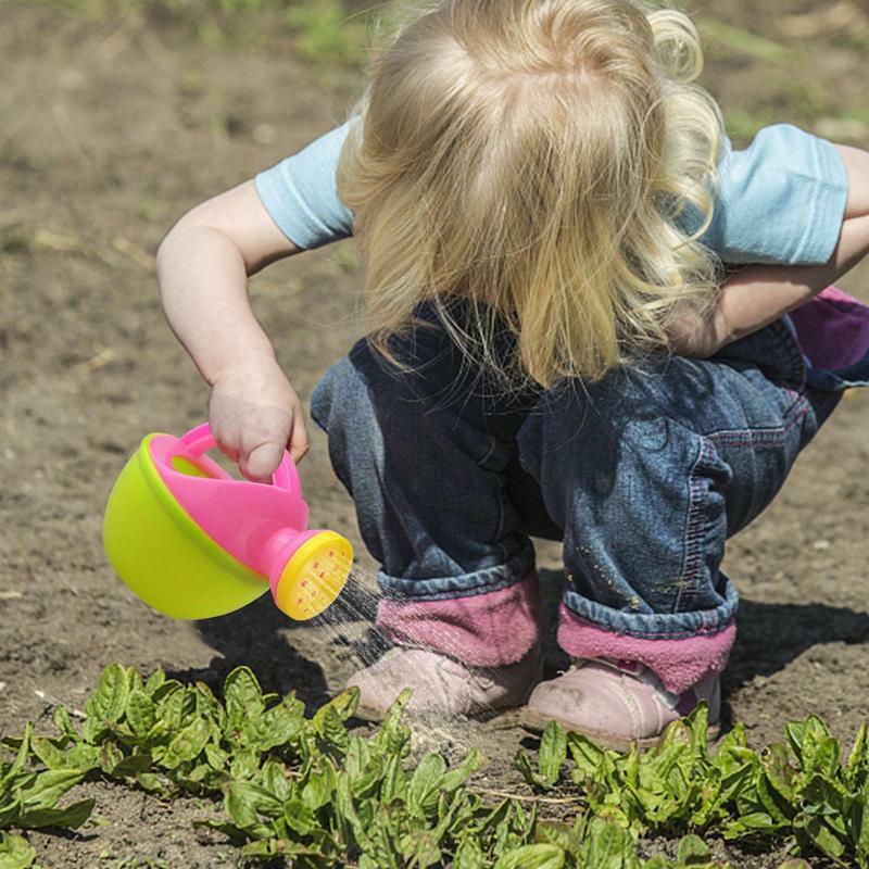 Sprinkler Bewässerung kann niedlichen Garten Kinder nach Hause Kunststoff Blumen Flasche Strand Spray Bad Spielzeug