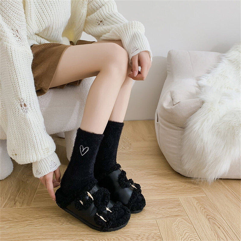 New Mink Velvet Socks Women's Winter Warm Soft Fluffy Socks Cartoon Love Home Floor Slipper Mink Fur Thicken Fleece Sock 2024