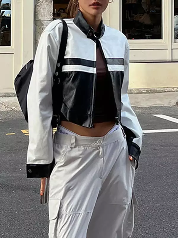 Streetwear jaket kulit hitam kontras putih wanita, mantel sepeda motor PU, mantel bulu palsu, atasan pendek, pakaian luar Korea Y2K