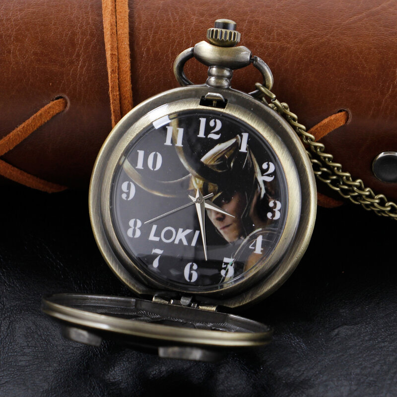 Reloj de bolsillo de cuarzo con grabado de animación ahuecado, collar neutro de alta calidad, colgante de sincronización para hombres y mujeres, regalos Cf1256
