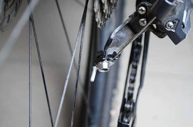 Tapa de extremo de alambre de freno de bicicleta, puntas de Cable plateadas de aleación de aluminio para bicicleta de montaña, 100/200 Uds.