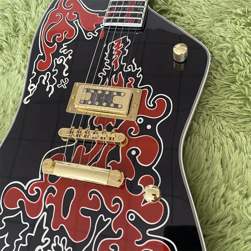 Darmowa wysyłka czarne 6 struny gitara elektryczna, prawdziwy obraz gitary, mahoniowe ciało z różą gryf drewniany guitarra